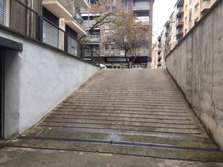 Parking coche en Carrer marquès de caldes de montbui 120. Plaça d´aparcament doble