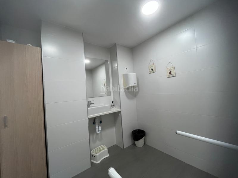Foto 45cec4e0-cf3e-4096-950c-4b8f99283fa3. Miete büro in Eixample Nord Girona