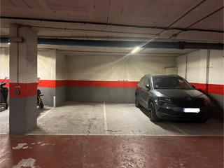 Miete Autoparkplatz in Carrer de la sèquia 9. Pàrquing per cotxe a centre de girona ( carrer nou - pl. 1 octub