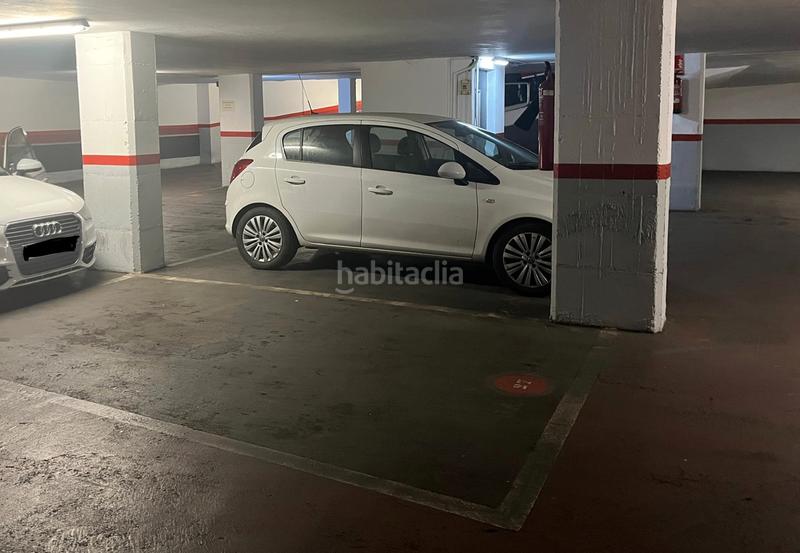 Foto a4f3e8ab-e6b8-4baf-934f-381c5247bb58. Miete autoparkplatz in plaça del marquès de camps 9 in Girona