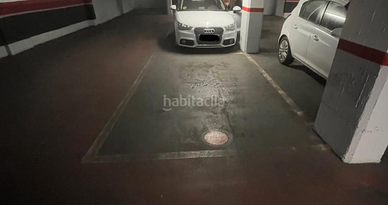 Foto c137827f-d0df-4fef-86be-553bf0e1a088. Miete autoparkplatz in plaça del marquès de camps 9 in Girona