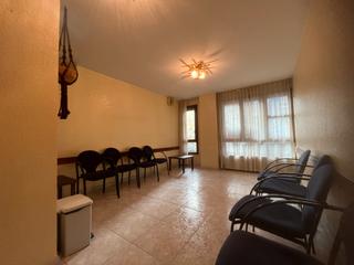 Location Bureau  Carrer de bernat bacià. Oficina al centre girona.