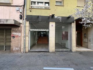 Lloguer Local Comercial  Carrer de sant joan baptista la salle. Local comercial de  200m2