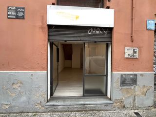 Local commercial à Carrer Figuerola 5