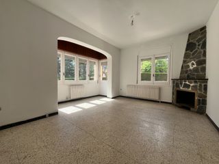 Maison jumelée à Sant Hilari Sacalm. Casa adossada de 250m2