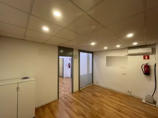 Local Comercial a Carrer de Santiago