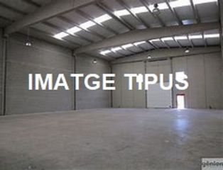 Rent Industrial building in Vilablareix. Nau industrial en lloguer, de planta baixa i altell. ubicada a p
