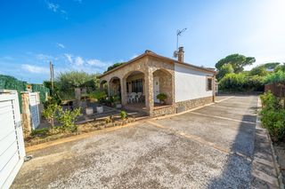 Xalet a Llagostera. Casa aïllada de 126m2 sobre solar de 595m2