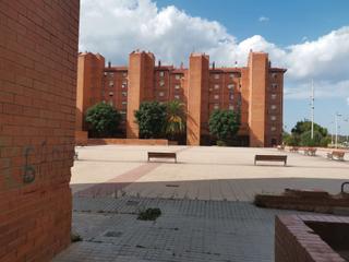 Pis  Carrer riu brugent 14. Piso a reformar en barrio tarragona