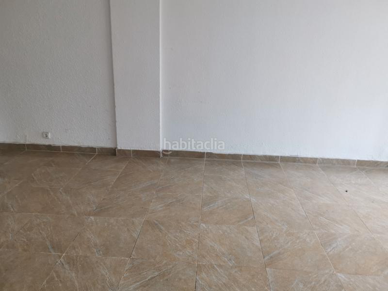 Foto 80fbe2be-4637-4197-acdd-9df853d5bc31. Piso en carrer riu brugent 14 piso a reformar en barrio en Tarragona