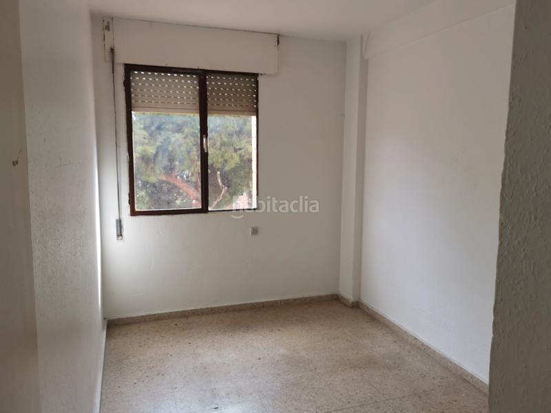 Foto c75d3d71-92fa-4db4-83be-fc8034e6f24b. Piso en carrer riu brugent 14 piso a reformar en barrio en Tarragona