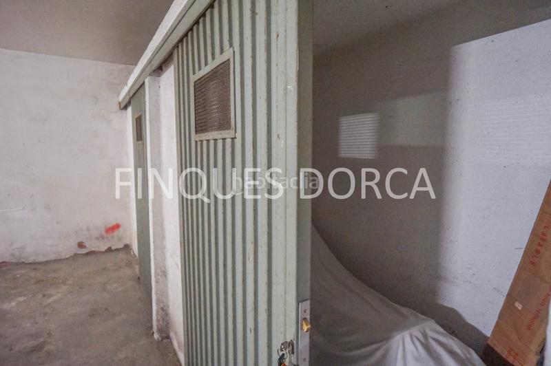 Foto 99e5b3b7-c2b8-4d1a-b99f-9428cbe9285e. Aparcament cotxe a Cabrils