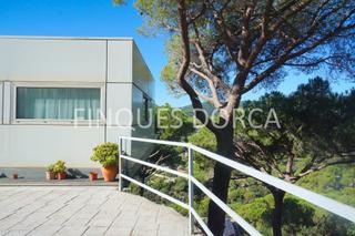 Casa  Carrer del romaní. Torre aislada en cabrils