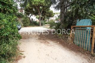 Terreno residencial  Passatge piscina. Terreno en venta