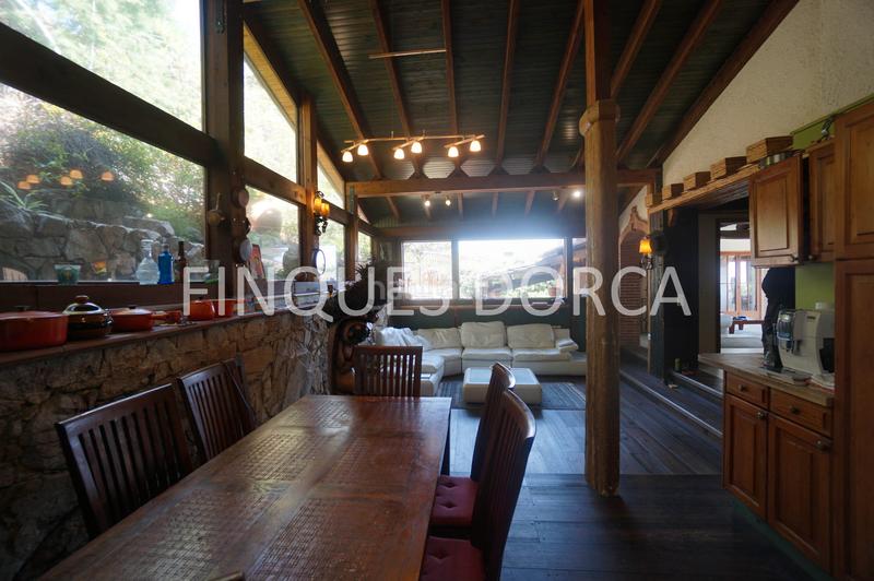 Foto e7d71a2e-0f96-4f4a-b90a-61a1fdd4fd98. Affitto casa con riscaldamento parcheggio piscina in Cabrils