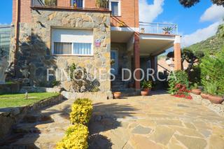 Haus  Passeig de cabrils. Casa en cabrils