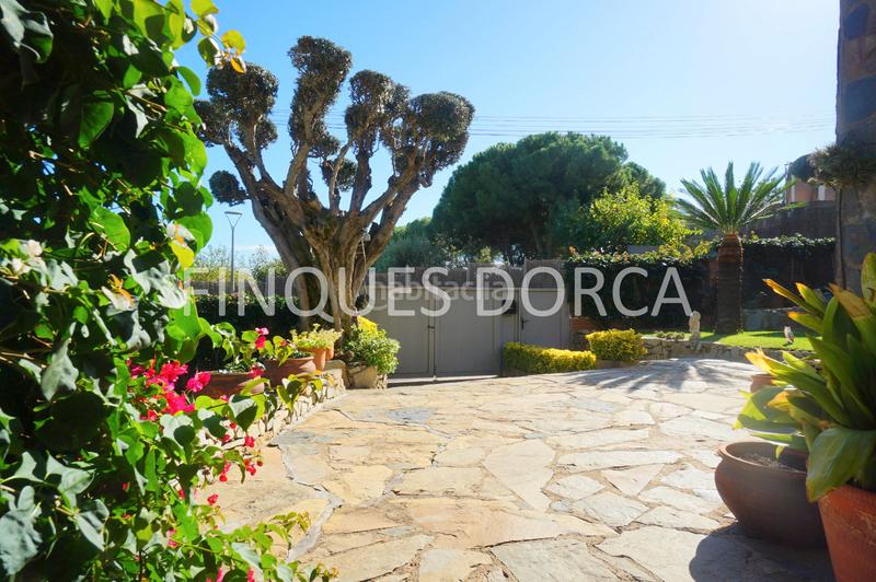 Foto 915d5296-8dbc-47d8-902d-60500f01fa5e. Casa  en Cabrils