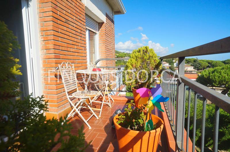 Foto e4e92558-b670-4fc1-8ed8-4424f3444238. Casa  en Cabrils