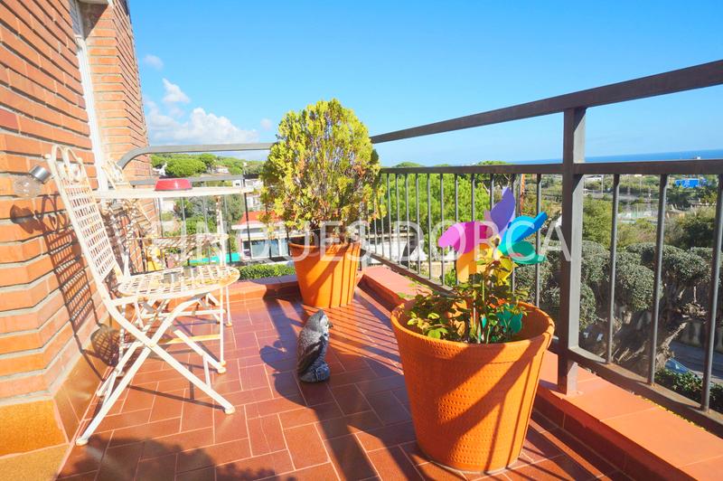 Foto ff463da6-9f0c-41cb-842b-ea8bf59e86b6. Casa  en Cabrils