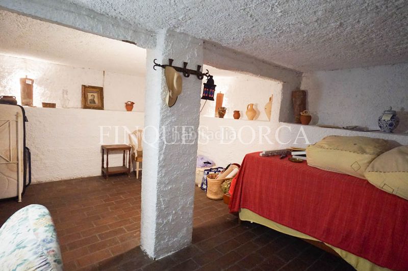 Foto ade39a92-f5af-4aeb-95be-698fd59f923d. Xalet amb xemeneia calefacció aparcament piscina a Cabrils