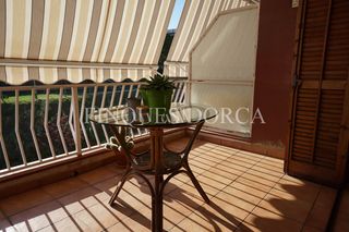 Etagenwohnung in Califòrnia-Santa Madrona. Piso soleado en masnou