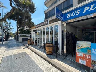 Traspàs Local Comercial a Passeig de pau casals 133. Bar restaurante en traspaso equipado