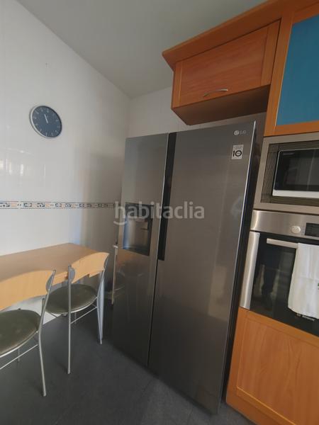 Foto 7a587b26-ebd3-412a-9ce3-70e584c74bbb. Semi detached house with heating parking in Ponent Reus