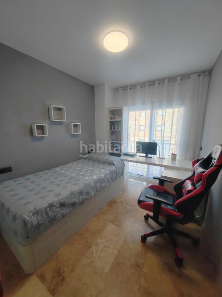 Foto a2bf7669-0524-429f-a52a-2acaf437d7d9. Semi detached house with heating parking in Ponent Reus