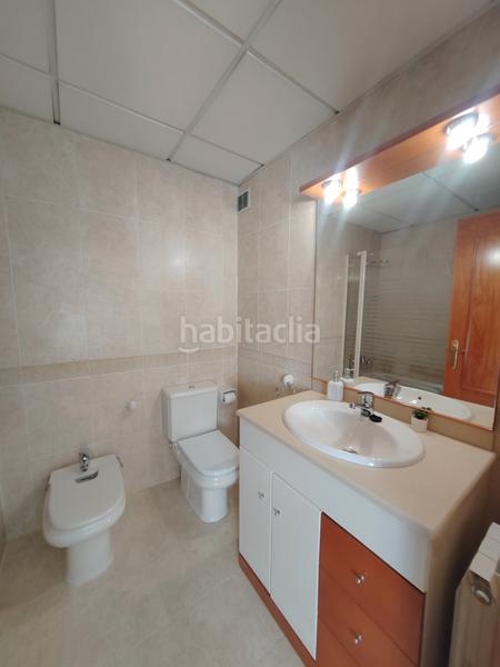 Foto ef2b22c0-65a3-479e-b542-1e817336e5a2. Semi detached house with heating parking in Ponent Reus