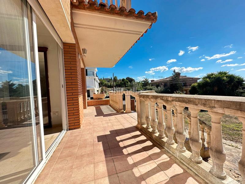 Foto b9fa25f3-613a-42cf-a99b-74c98dc4d771. Chalet con riscaldamento parcheggio in Castellvell del Camp