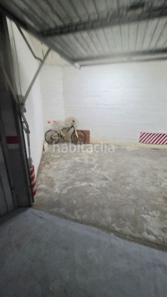Foto ff793b08-ec1f-4d7d-a8a8-e1f3726f18df. Aparcament cotxe a carrer de valls 19 a Mar i Camp - Platja dels Capellans Salou