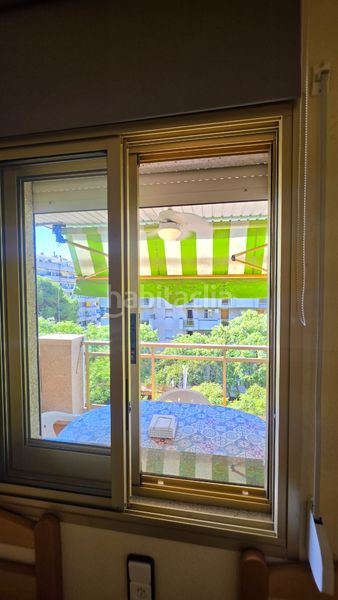 Foto 0f3cc7f7-5620-4094-8ff2-b804f2722741. Apartament amb piscina a Mar i Camp - Platja dels Capellans Salou