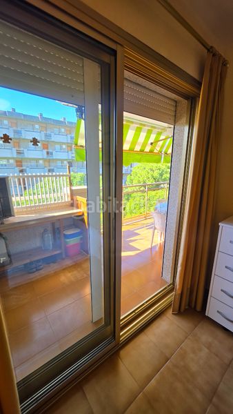Foto 151e1917-c54f-45d3-b070-a61e927d8f91. Apartament amb piscina a Mar i Camp - Platja dels Capellans Salou