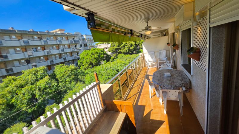 Foto 1b68e0f7-8a4d-4055-b34d-42a493736dff. Apartament amb piscina a Mar i Camp - Platja dels Capellans Salou