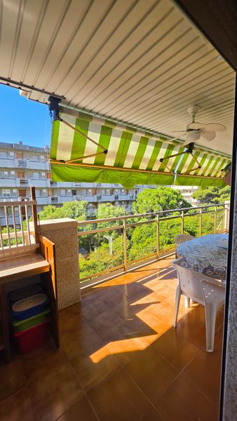 Foto 65c5d23e-0bd4-4143-b10a-0c7a1c6b4fe9. Apartament amb piscina a Mar i Camp - Platja dels Capellans Salou