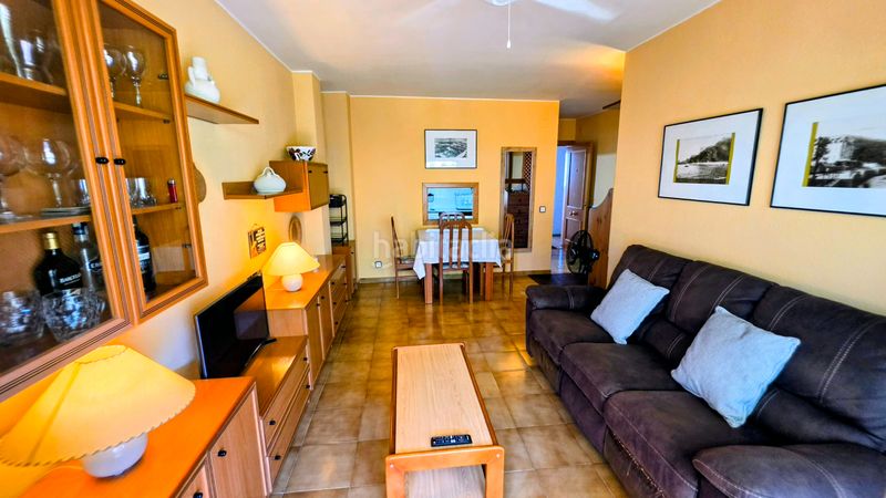 Foto 8ff20bed-8cb8-48c3-afd7-550173972a21. Apartament amb piscina a Mar i Camp - Platja dels Capellans Salou