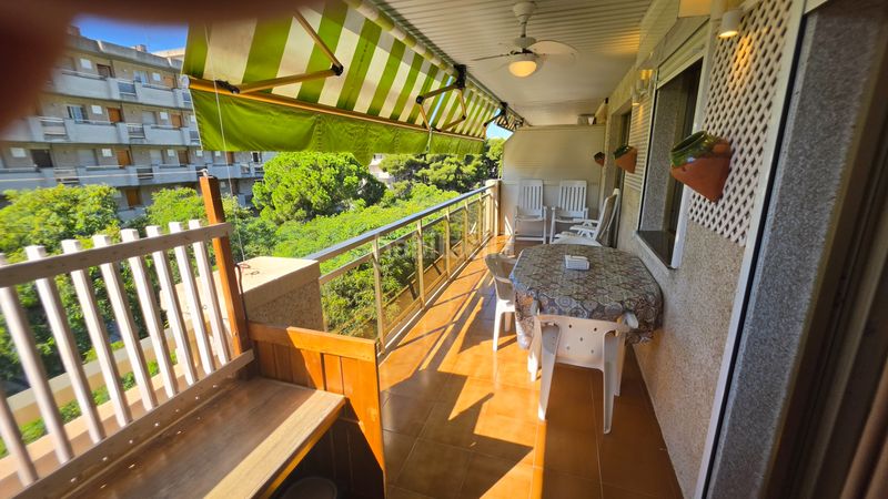 Foto da02f196-11e1-4edf-9960-68f4995f67cb. Apartament amb piscina a Mar i Camp - Platja dels Capellans Salou