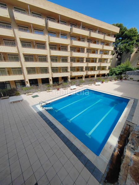 Foto f870d5e7-7979-4f30-923c-eab1e7f5c088. Apartament amb piscina a Mar i Camp - Platja dels Capellans Salou