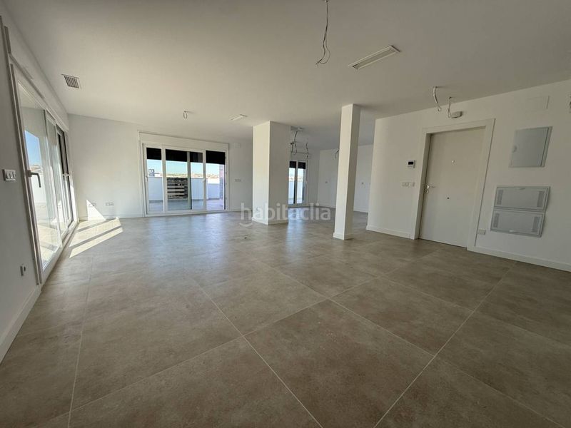 Foto e6220d7c-73ce-48f1-888b-98ff7703a9be. Àtic amb calefacció aparcament piscina a Juan de Borbón Murcia