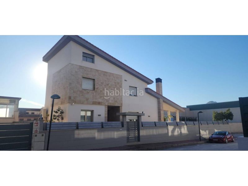 Foto f7bdf3f3-169d-4ebe-861a-a876afc06876. Chalet mit parking in Archena