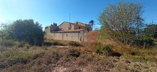 Bauernhof in Perleta - Maitino. Finca en torrellano