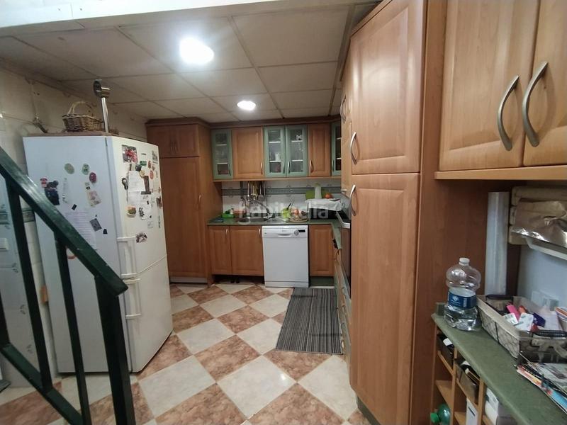 Foto ec925827-0e25-4954-9671-26e76b54f422. House with heating in El Raval - Portes Encarnades Elche / Elx