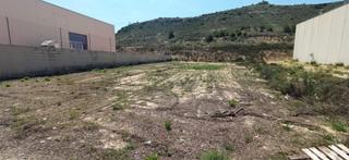 Terreny residencial a Pedanías Este. Parcela industrial en tres hermanas
