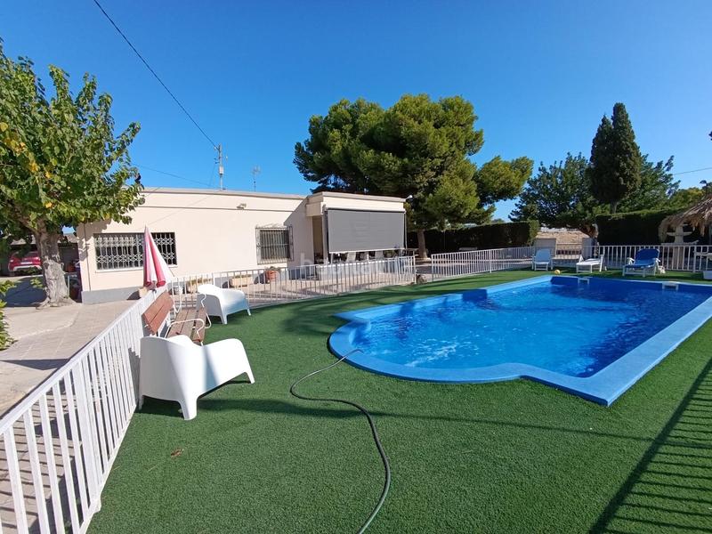 Foto 5b58a52f-2129-45f5-83e3-f92a202848ca. Chalet with pool in Jubalcoi Elche / Elx