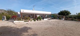 Haus in Hondón de las Nieves. Encantadora vivienda en dos casa  casa rústica en hondon