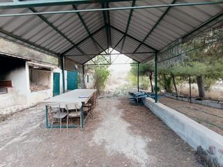 Haus in Peña de las Águilas. Encantadora casa cueva en elche  ideal para reformar