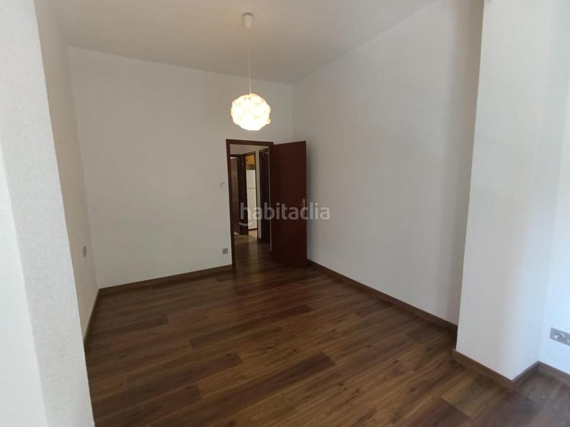 Foto e7d80c37-c794-4ff3-99df-d3a376b79e7c. Piso  1 planta sector v en Plaza Crevillente - Antiguos Juzgados - El Asilo Elche / Elx