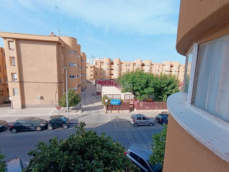 Foto b24f8be1-0dc6-43d3-9895-4a6a6332a721. Piso amplio y luminoso piso en los palmerales, elche en Elche / Elx