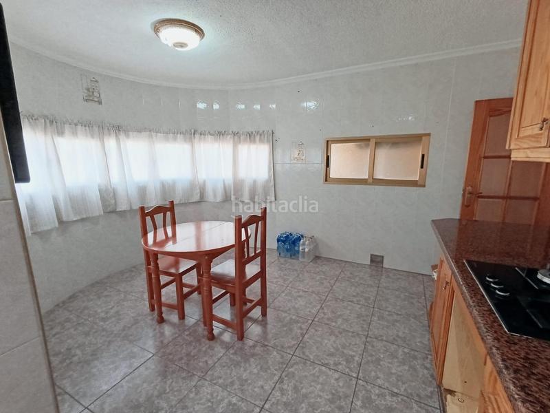 Foto f7a3e49b-2a8b-452b-a0c0-c2903e994c39. Piso amplio y luminoso piso en los palmerales, elche en Elche / Elx