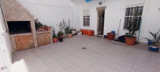 Planta baixa a Norte. Atractiva planta baja en el corazón de santa pola